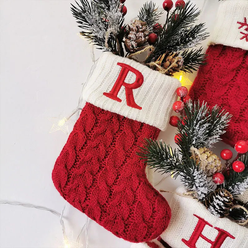 26 Uppercase Alphabet Knitted Stock Shape Candy Bag Hanging Christmas Tree Party Decorating Pendant Family Couple Name Gift