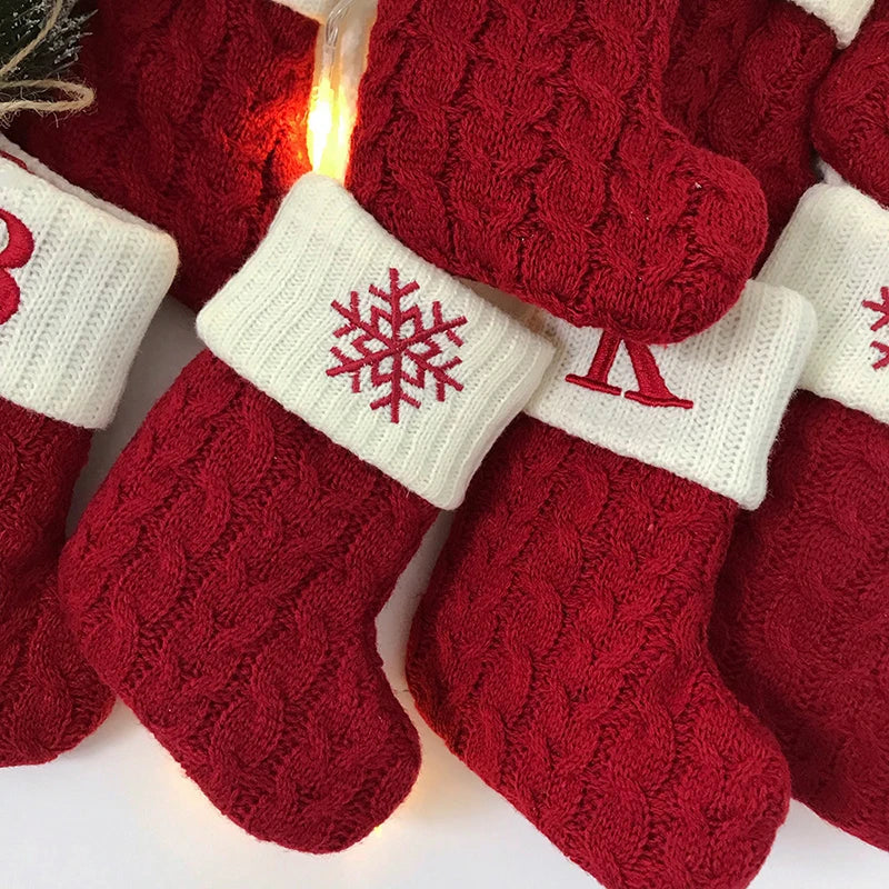 26 Uppercase Alphabet Knitted Stock Shape Candy Bag Hanging Christmas Tree Party Decorating Pendant Family Couple Name Gift